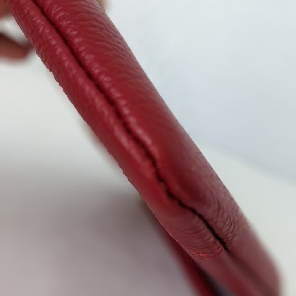 LODIS Red Pebbled Leather Wristlet Wallet Credit Card Stacker Gold Hardware 5x8 - Picture 10 of 16